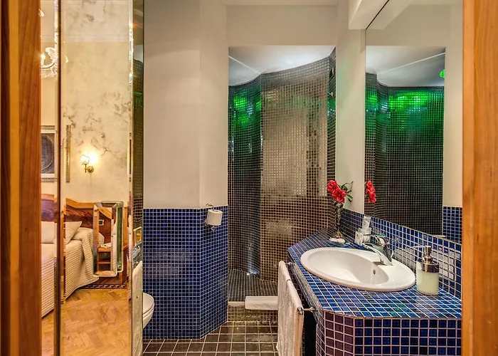 Relais Conte Di Cavour De Luxe 4* Rome