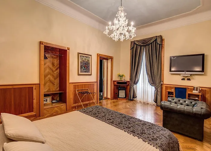 Relais Conte Di Cavour De Luxe Guest house