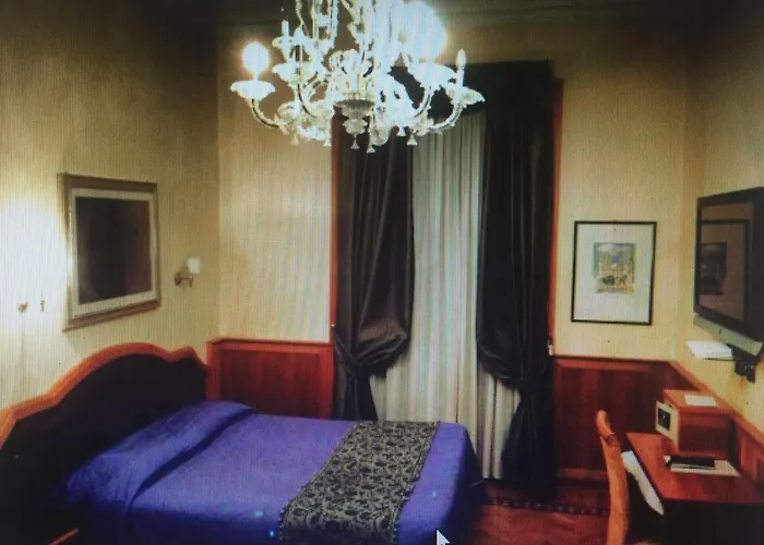 Relais Conte Di Cavour De Luxe 4* Rome