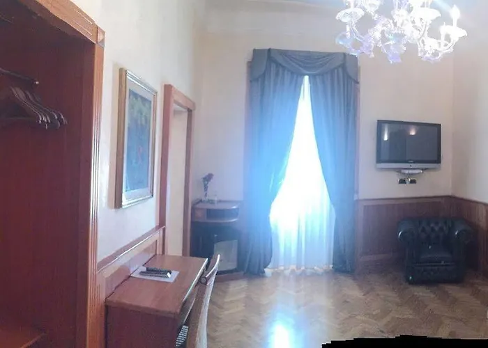 Relais Conte Di Cavour De Luxe Guest house